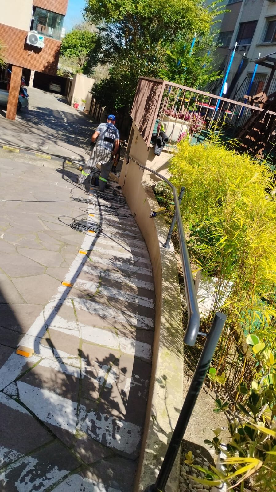 Corrimão em acesso residencial
